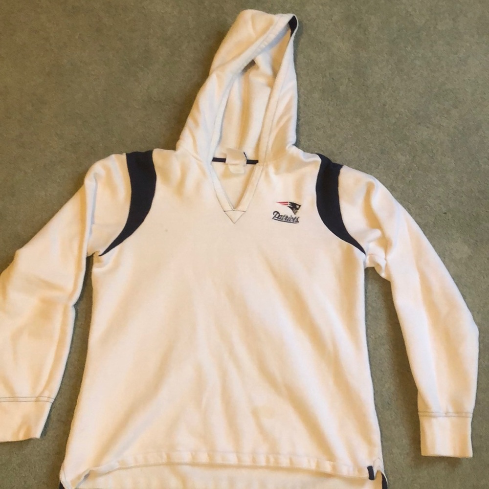 V neck patriots hoodie